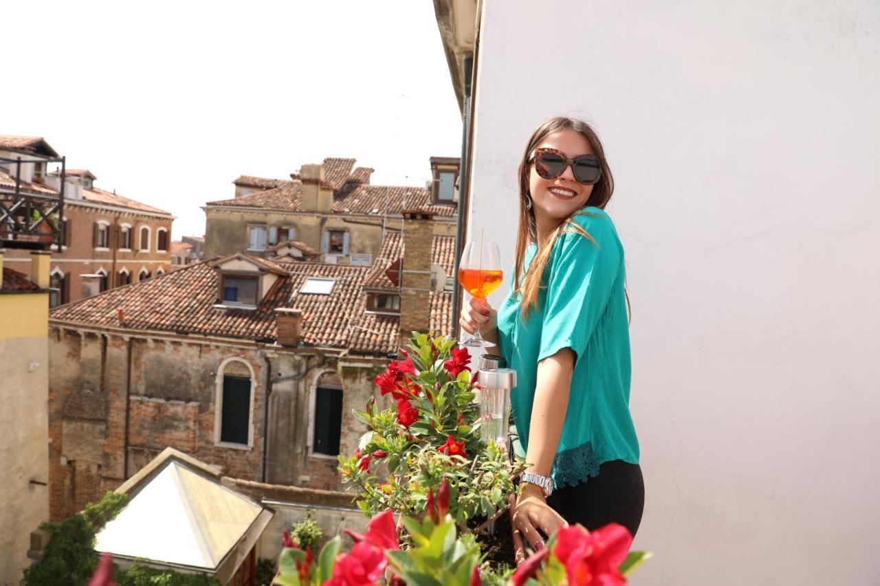 Elegant Terrace Apartment Near Piazza San Marco Last Floor No Lift Veneţia Exterior foto