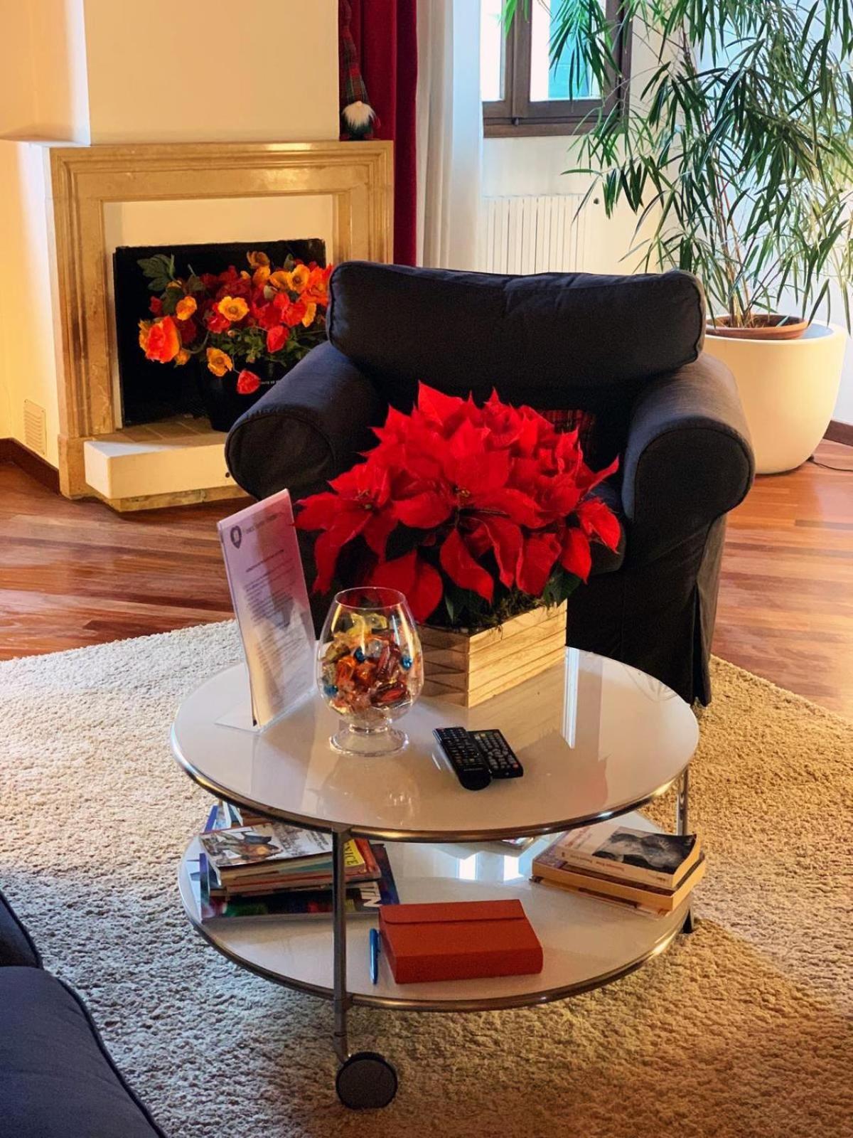 Elegant Terrace Apartment Near Piazza San Marco Last Floor No Lift Veneţia Exterior foto