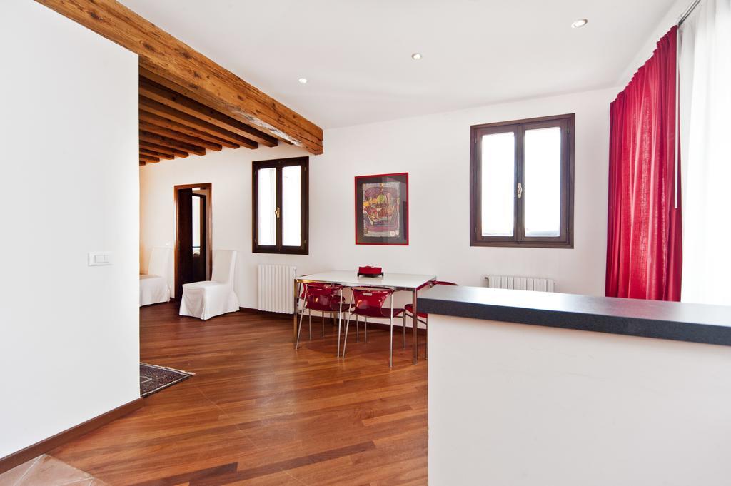 Elegant Terrace Apartment Near Piazza San Marco Last Floor No Lift Veneţia Cameră foto